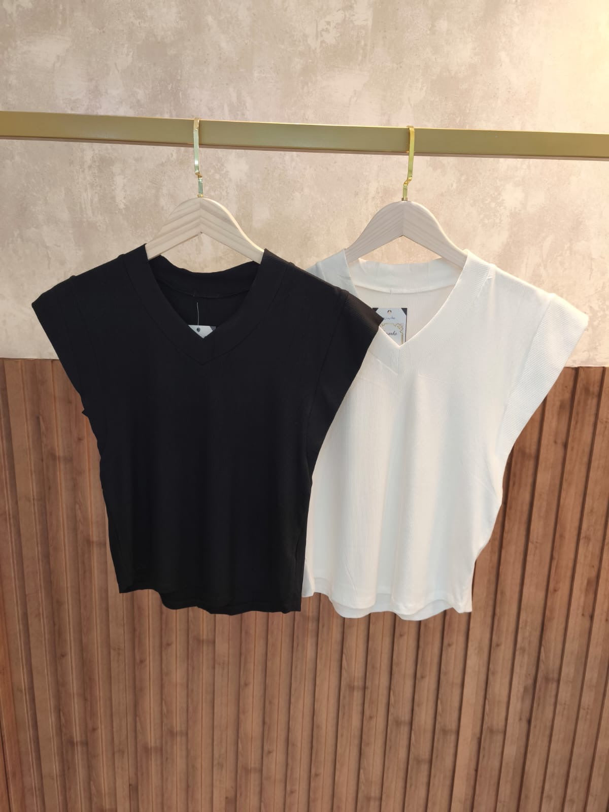 Blusa Meia Manga Decote V