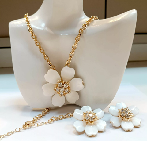 Conjunto Flores e Cristais