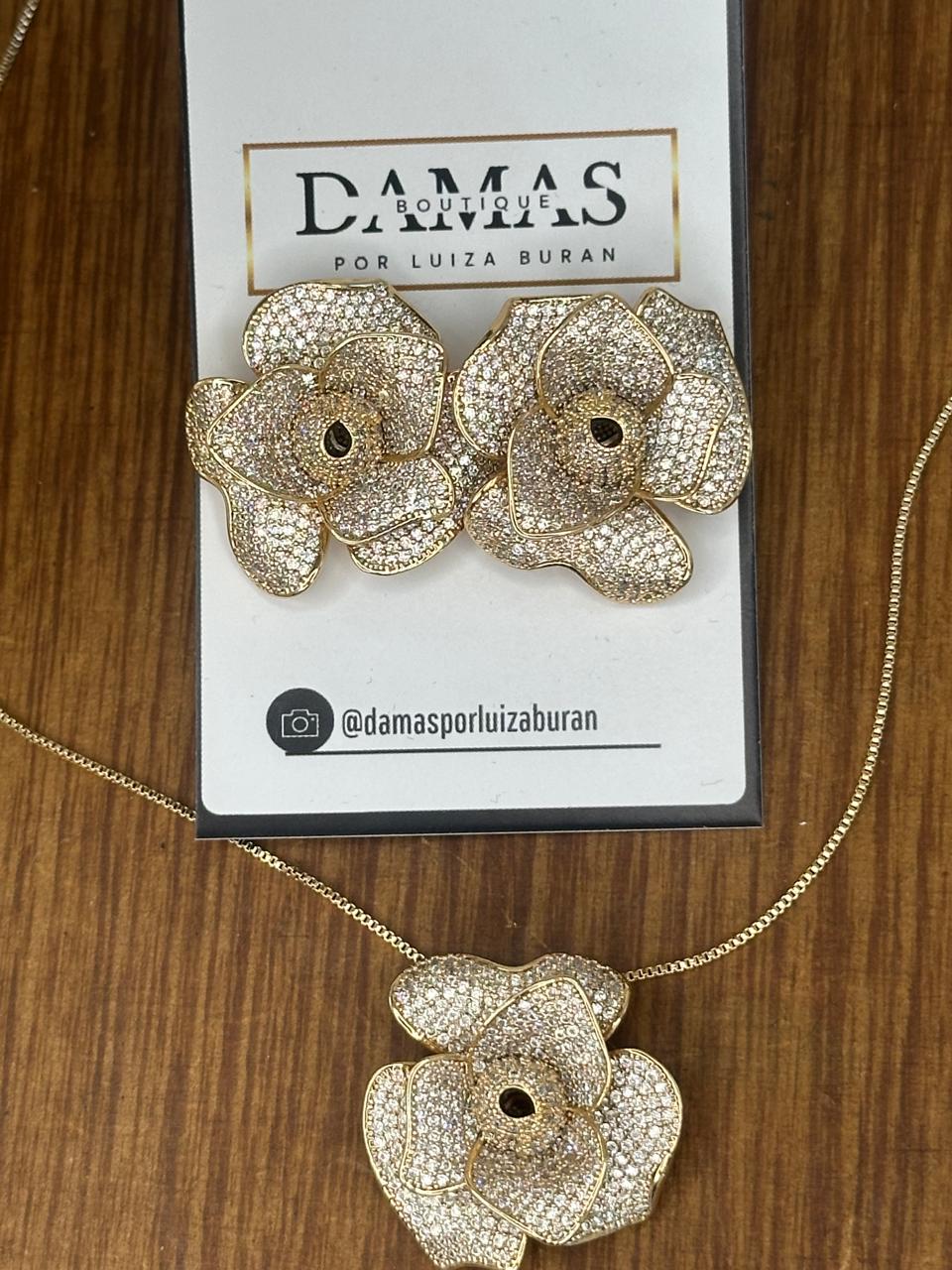 Conjunto Rosas Metal Zircônia