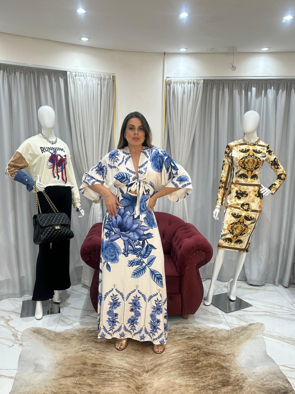 Vestido Longo Flores e Encanto