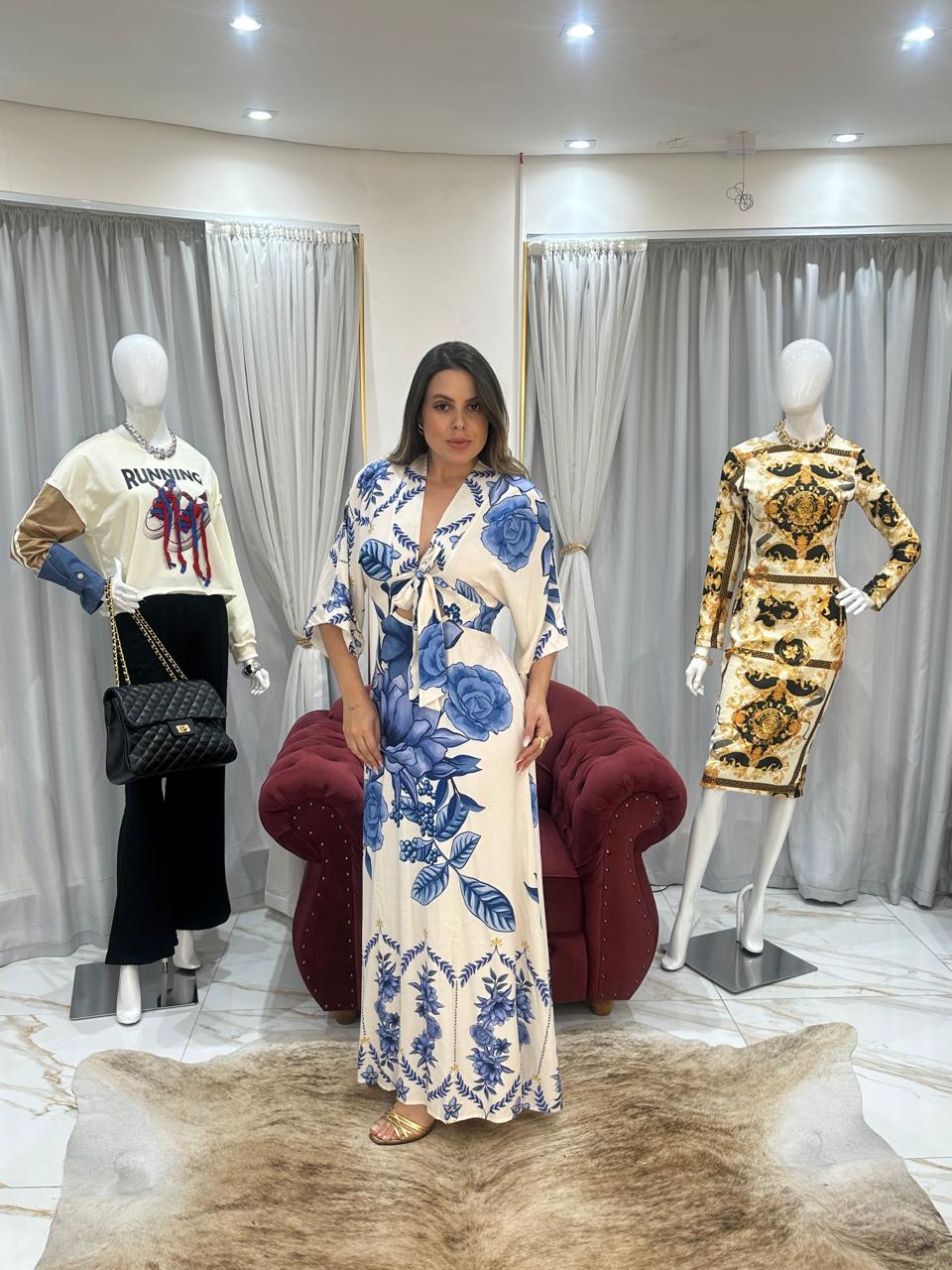 Vestido Longo Flores e Encanto